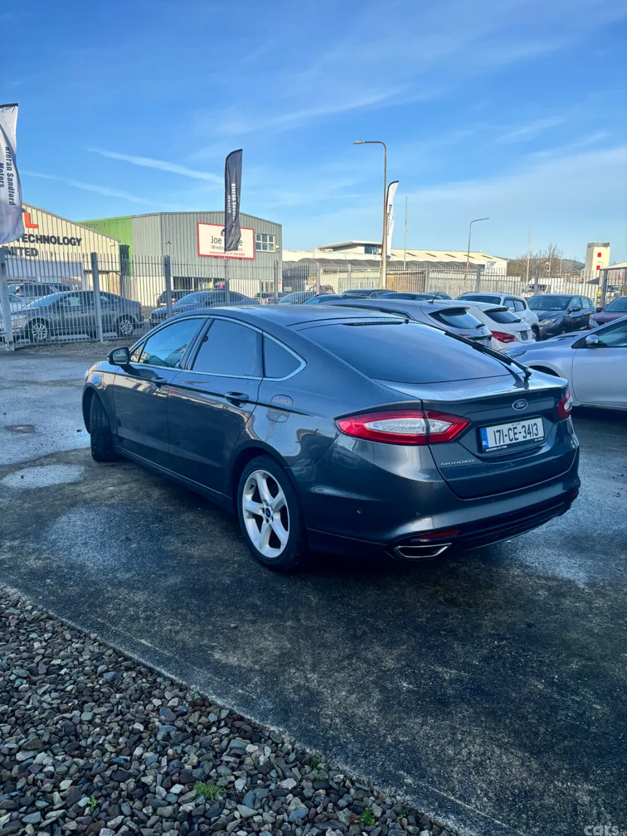 Ford Mondeo Hatchback, Diesel, 2017, Grey