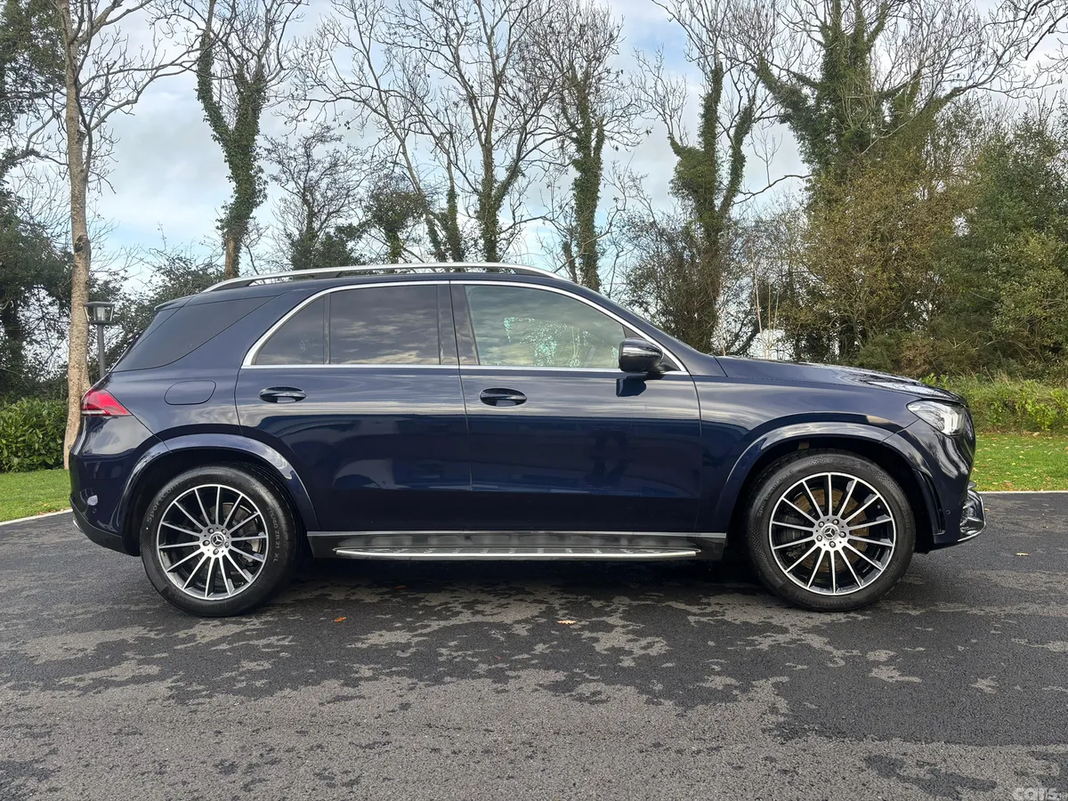 Mercedes-Benz GLE SUV, Diesel Plug-in Hybrid, 2022, Blue