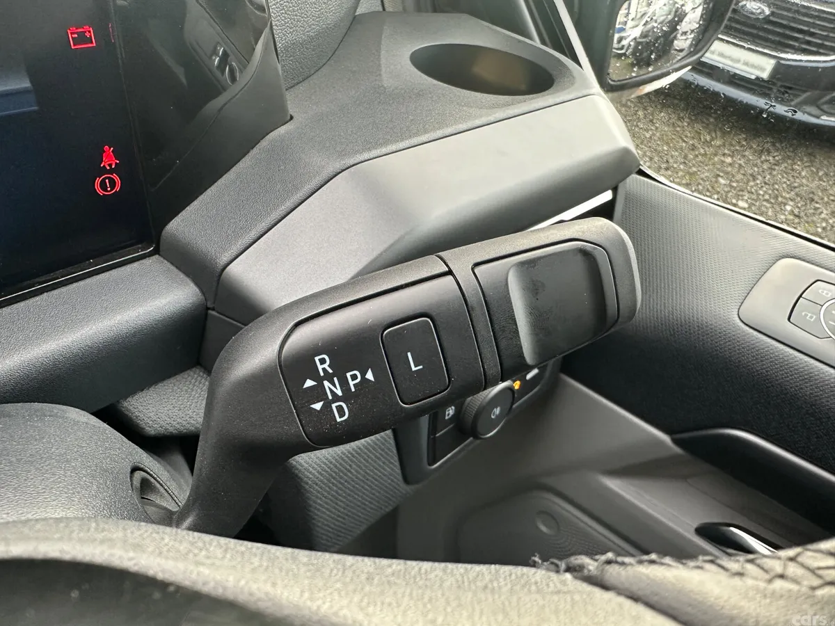 Ford Tourneo Custom MPV, Petrol Hybrid, 2027, Black