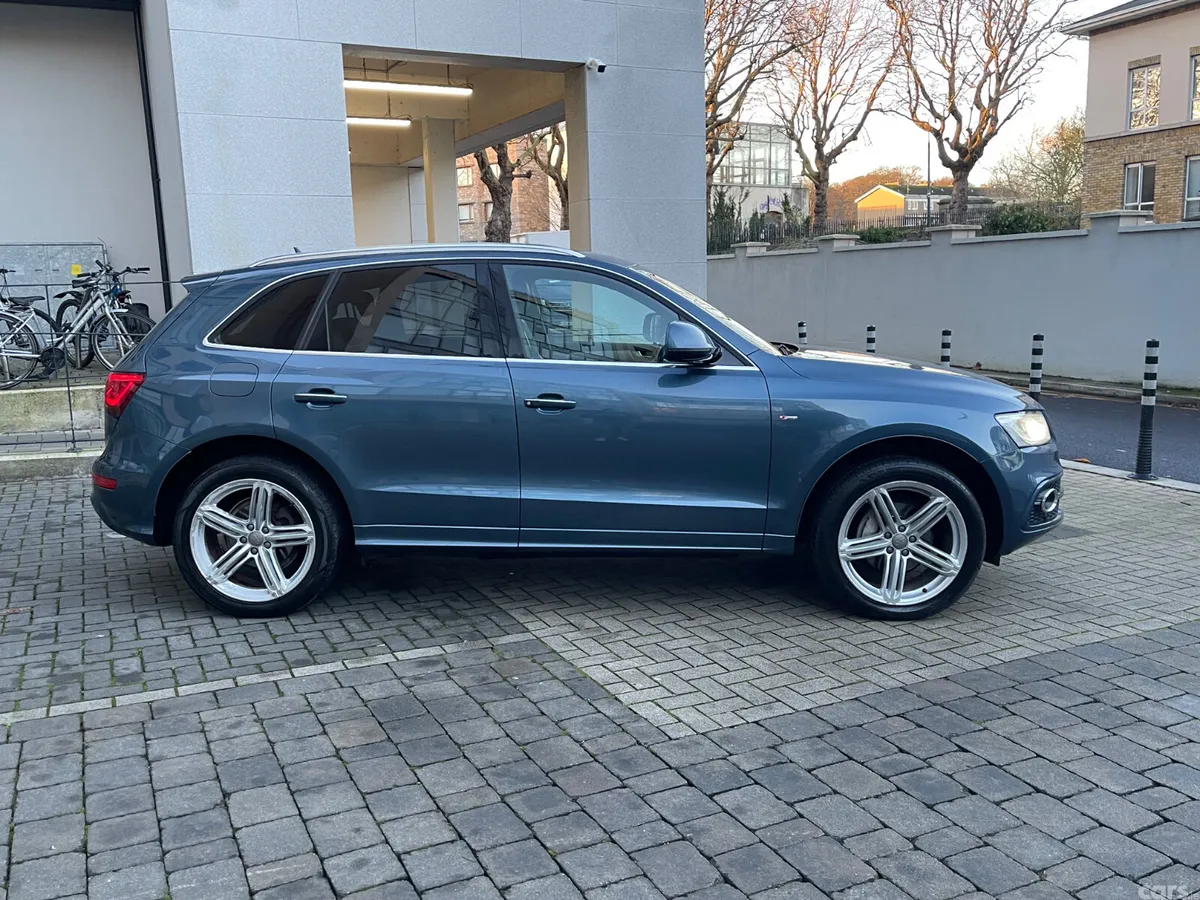 Audi Q5 SUV, Diesel, 2016, Blue
