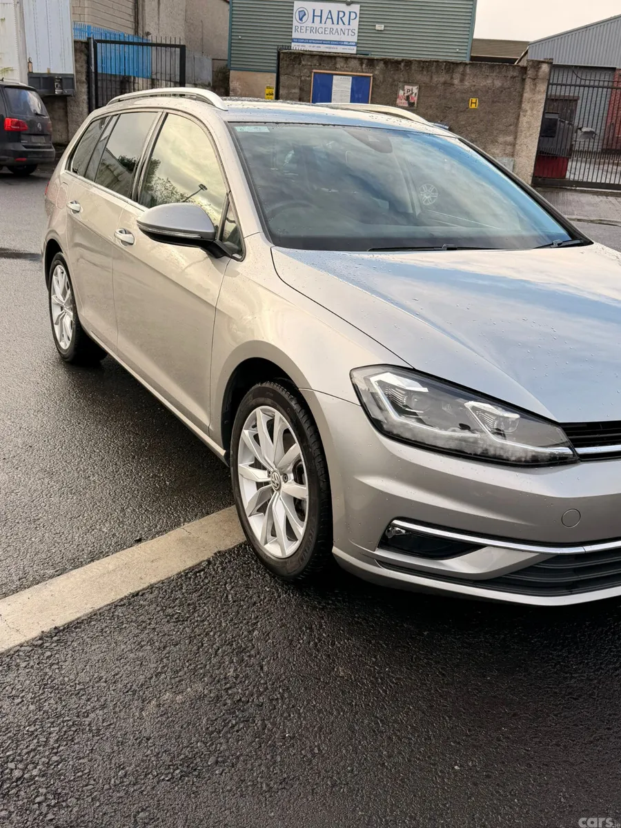 Volkswagen Golf Estate, Petrol, 2019, Silver