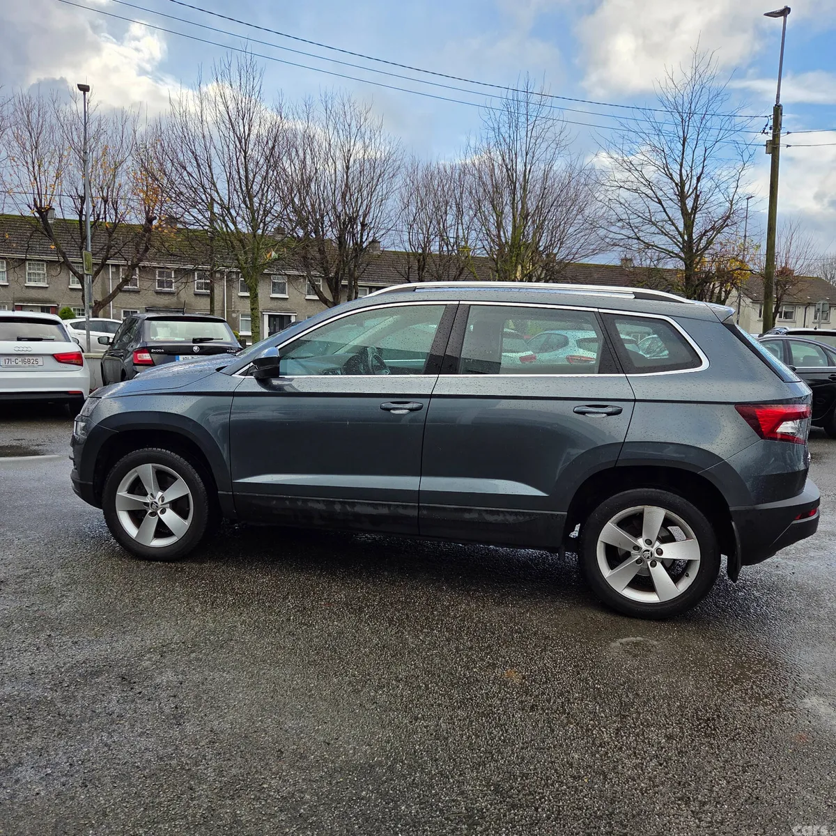 Skoda Karoq SUV, Petrol, 2018, Grey