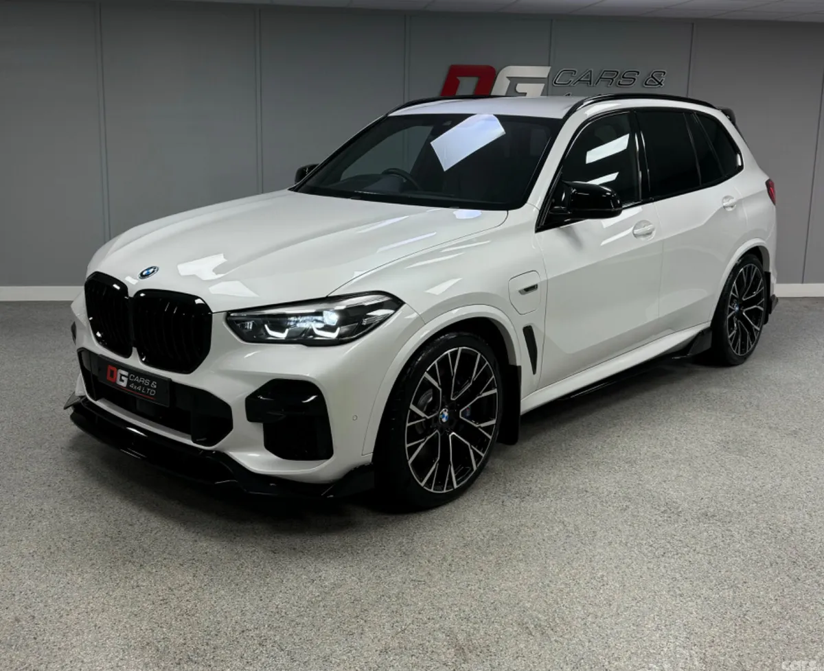 BMW X5 SUV, Petrol Hybrid, 2021, White