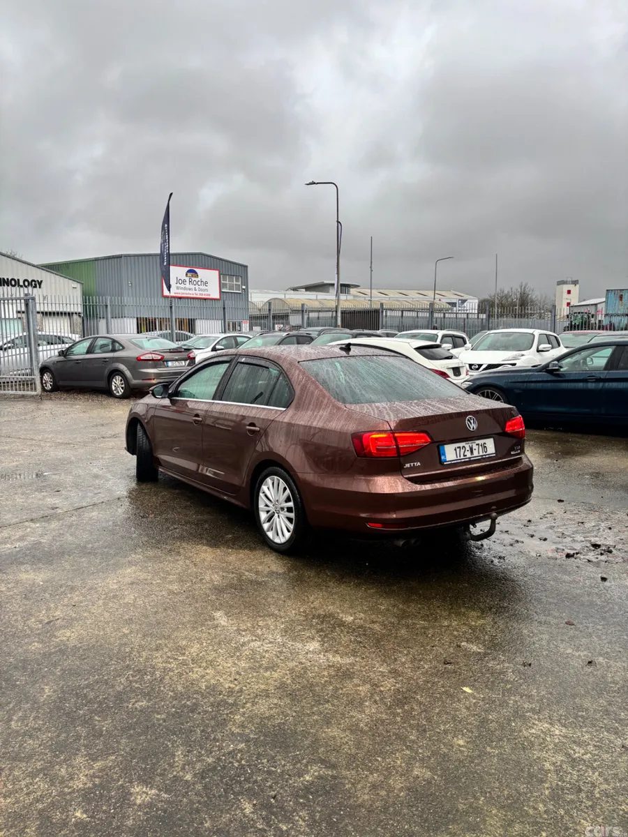 Volkswagen Jetta Saloon, Diesel, 2017, Brown