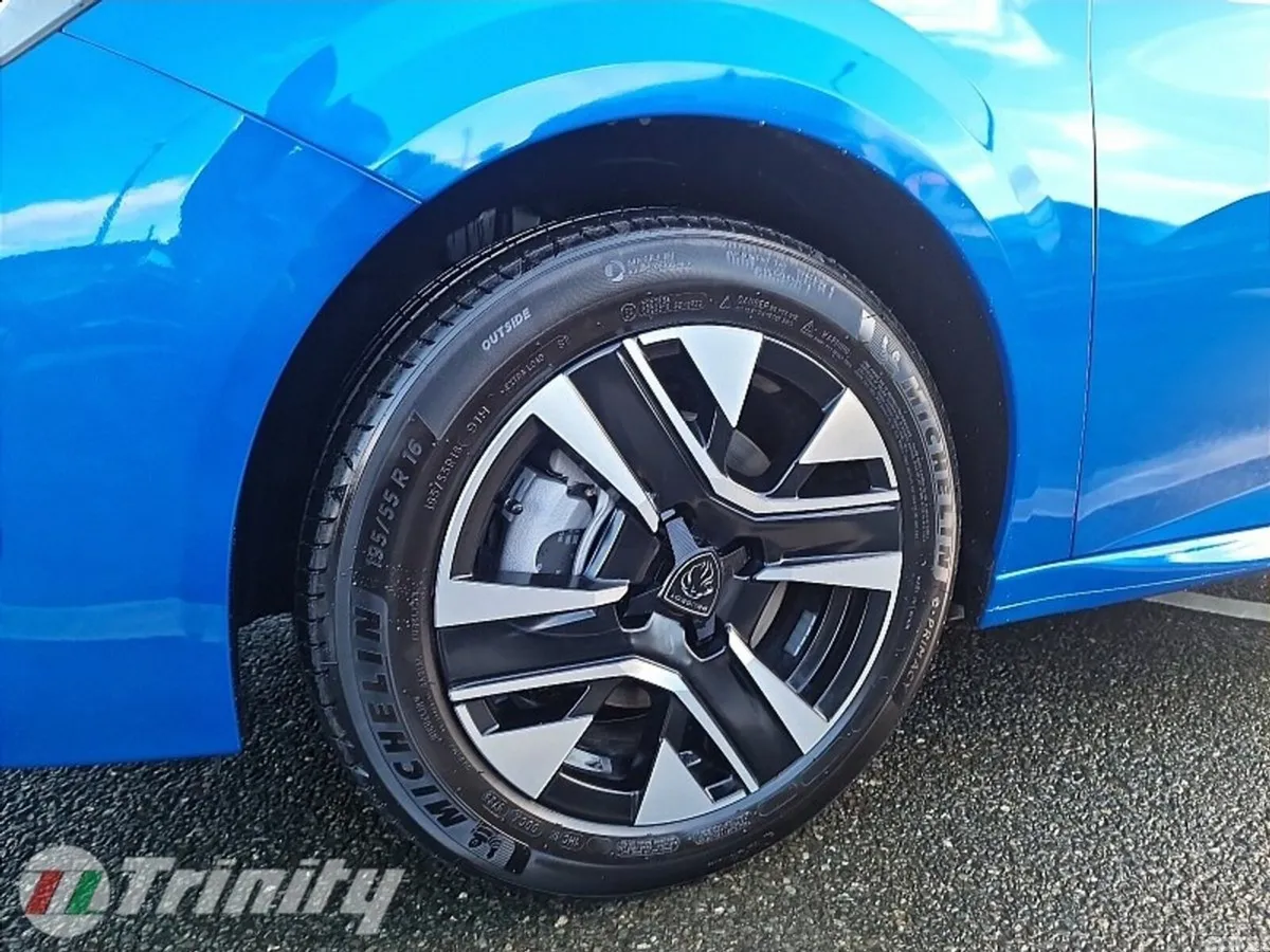 Peugeot 208 Hatchback, Electric, 2026, Blue