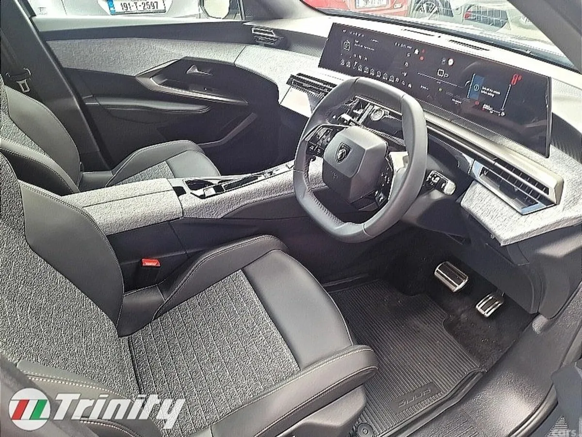 Peugeot 3008 MPV, Petrol Hybrid, 2026, Grey