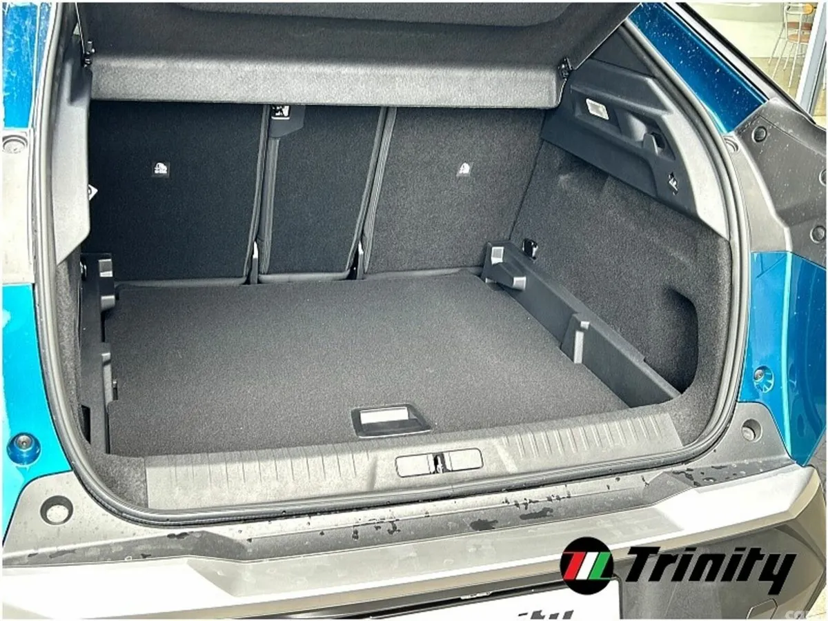 Peugeot 3008 SUV, Electric, 2026, Black