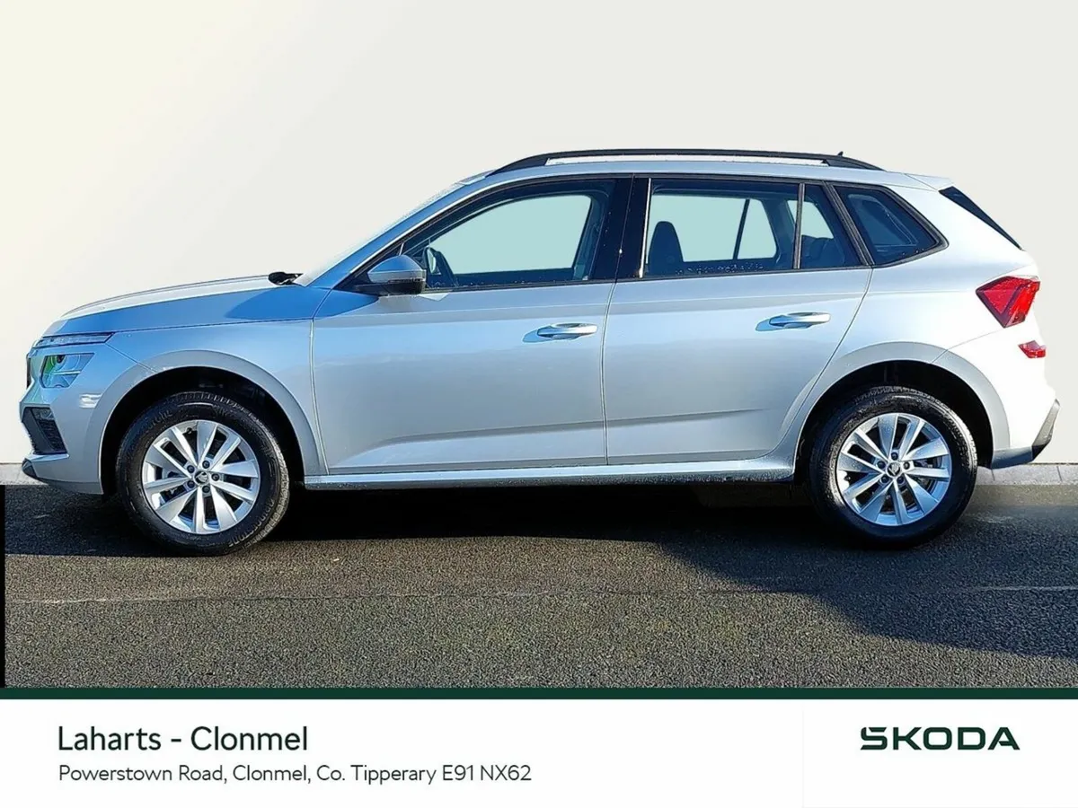 Skoda Kamiq Hatchback, Petrol, 2026, Silver