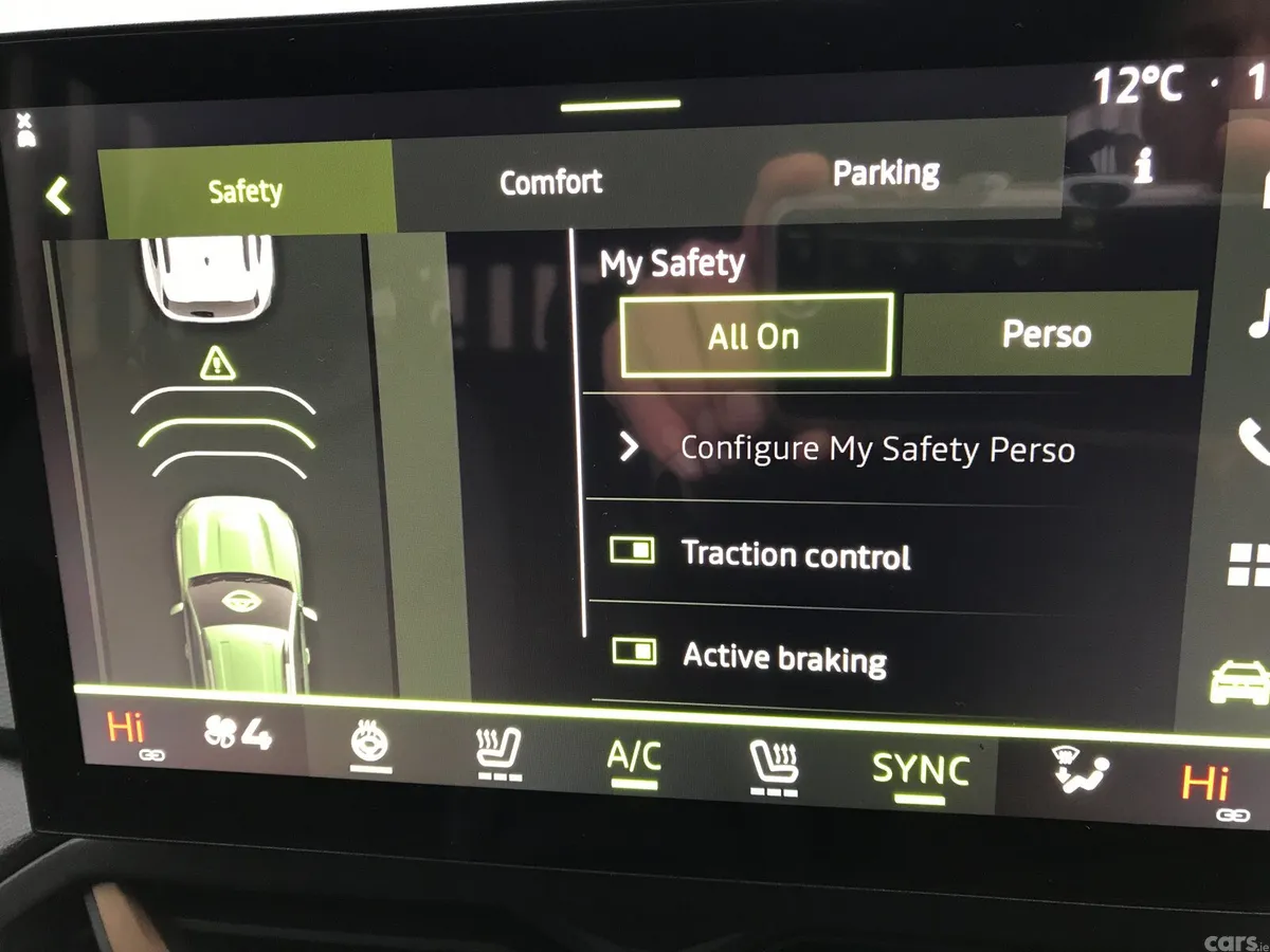 Dacia Bigster SUV, Petrol Hybrid, 2027, Green