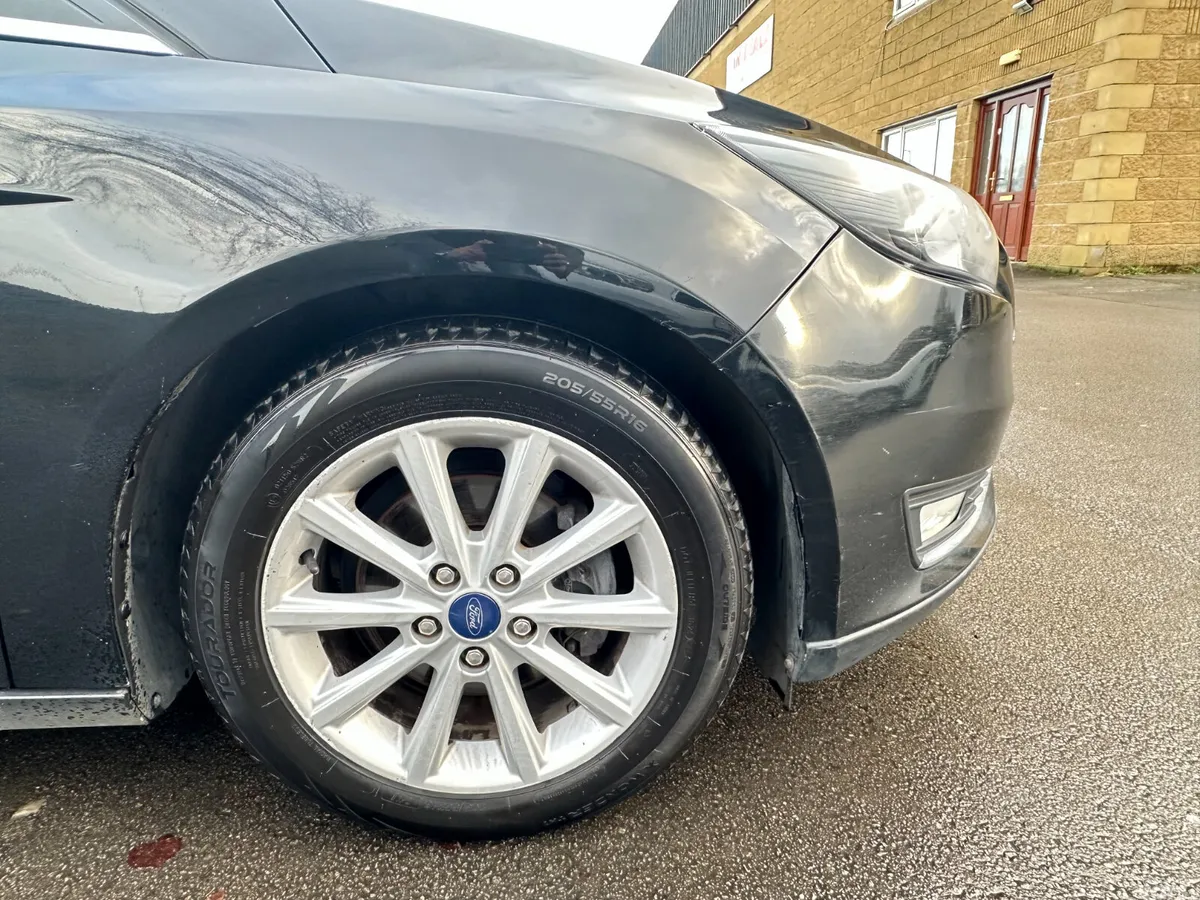 Ford Focus Hatchback, Diesel, 2016, Black