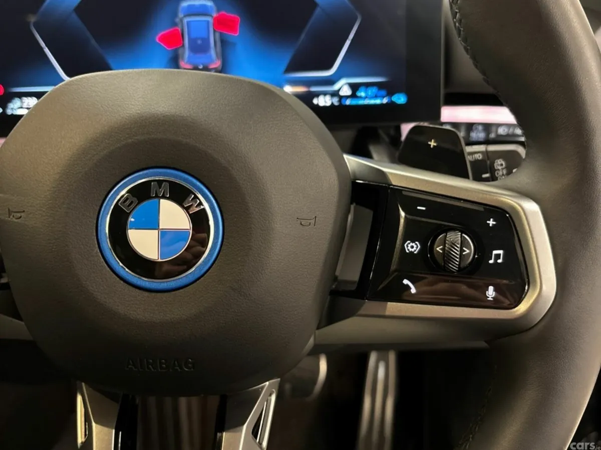BMW 5-Series Estate, Petrol Plug-in Hybrid, 2025, Black