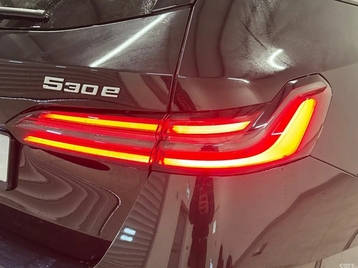 BMW 5-Series Estate, Petrol Plug-in Hybrid, 2025, Black