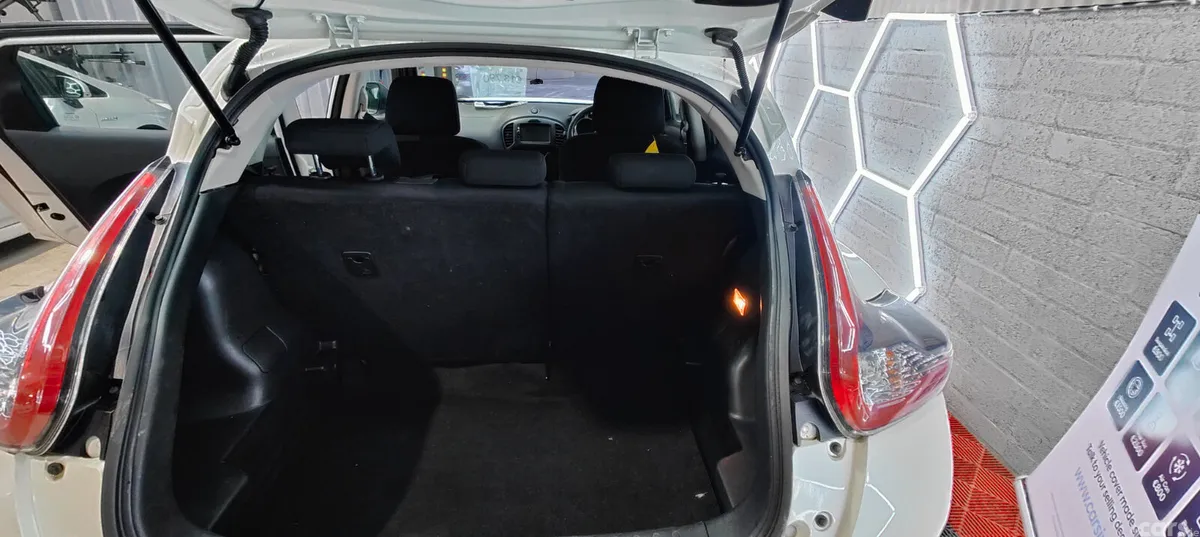 Nissan Juke SUV, Petrol, 2018, White