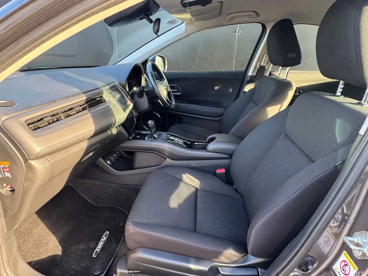 Honda HR-V SUV, Petrol, 2018, Grey
