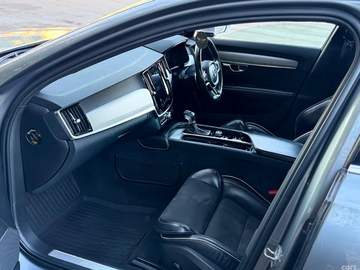 Volvo S90 Saloon, Diesel, 2018, Grey