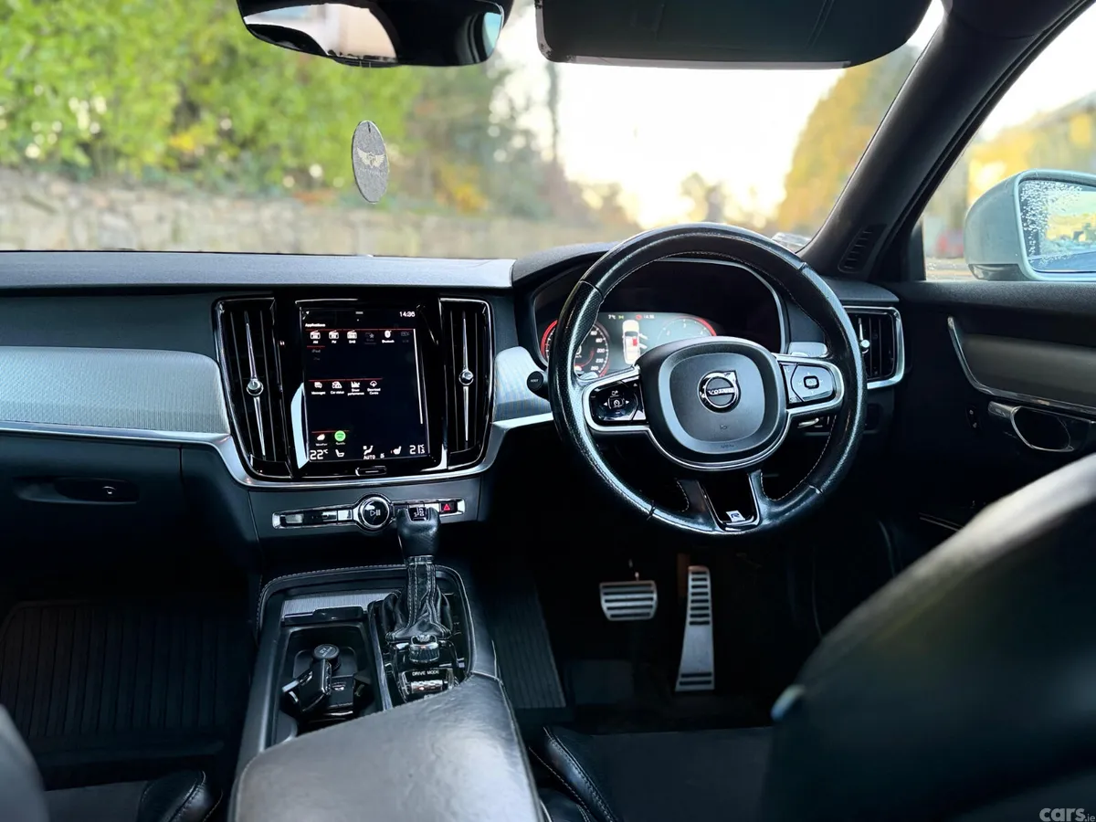 Volvo S90 Saloon, Diesel, 2018, Grey
