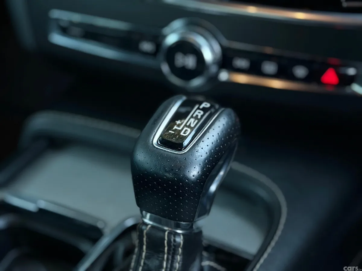 Volvo S90 Saloon, Diesel, 2018, Grey