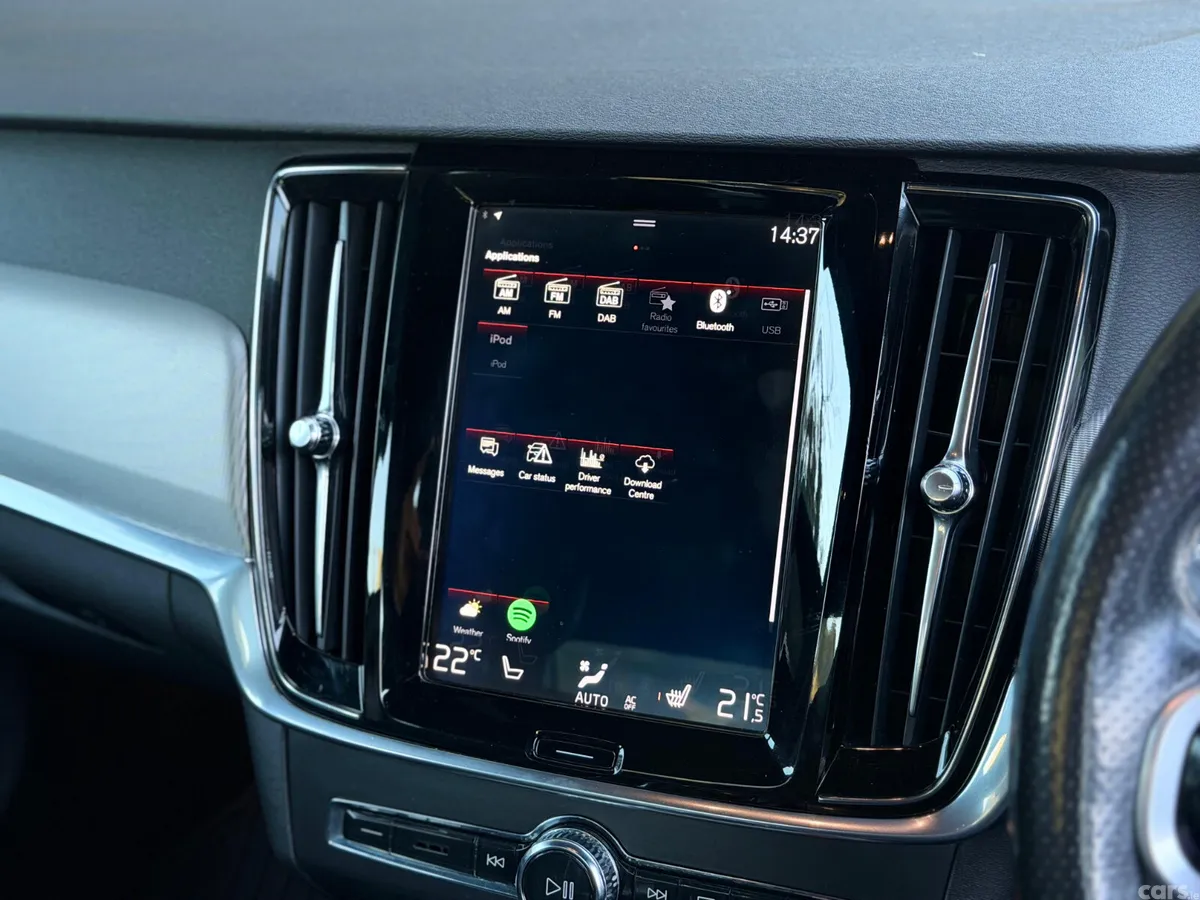 Volvo S90 Saloon, Diesel, 2018, Grey