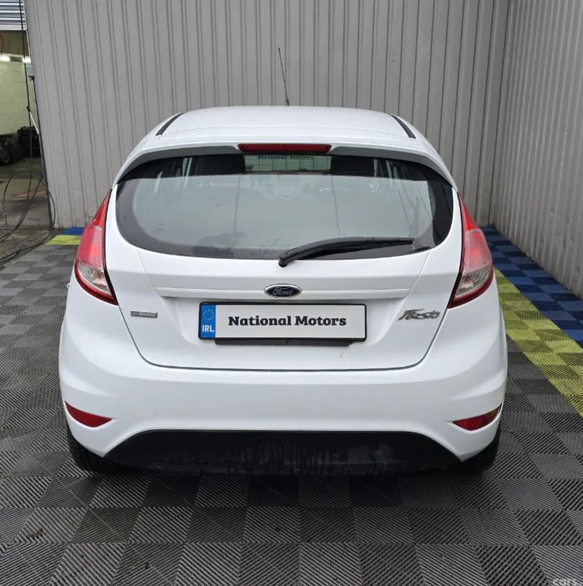 Ford Fiesta Hatchback, Petrol, 2016, White