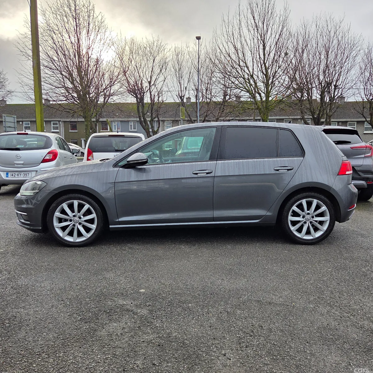 Volkswagen Golf Hatchback, Petrol, 2018, Grey
