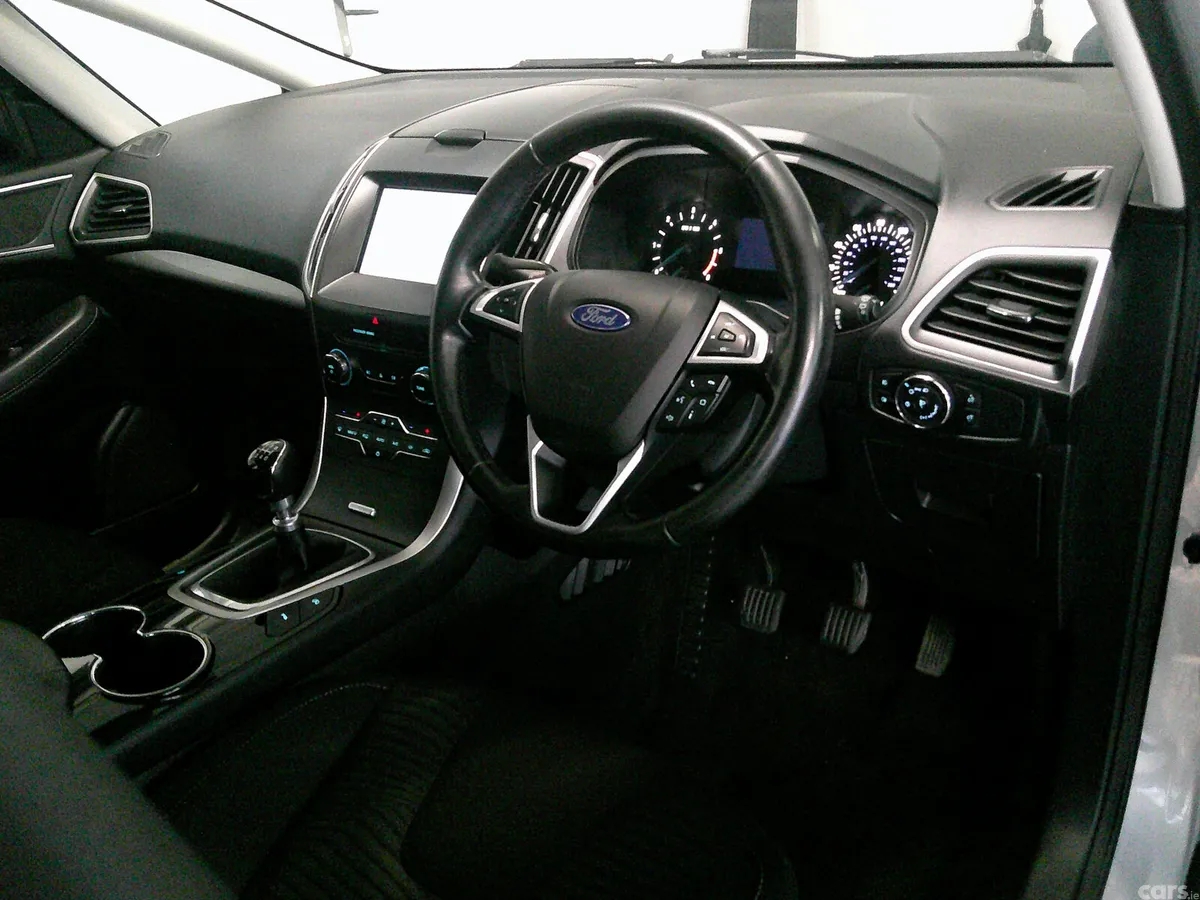 Ford S-Max MPV, Diesel, 2016, Silver