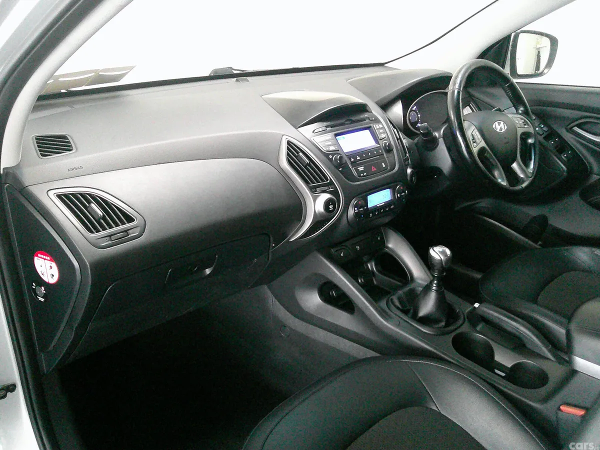 Hyundai ix35 SUV, Diesel, 2015, Silver