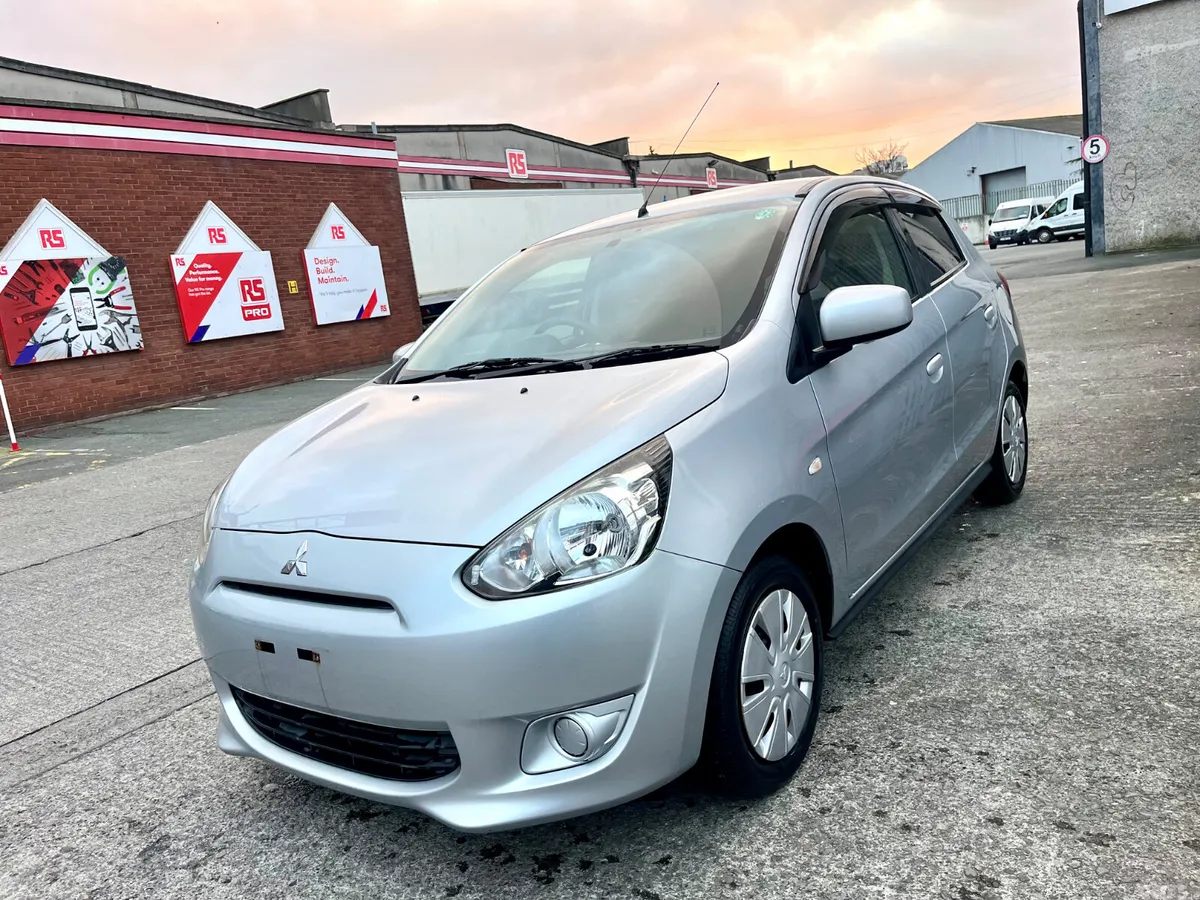 Mitsubishi Mirage Hatchback, Petrol, 2014, Silver