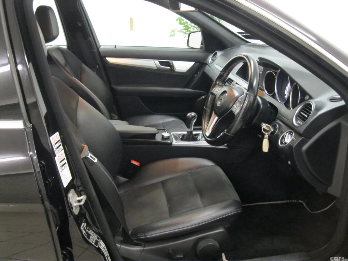 Mercedes-Benz C-Class Saloon, Diesel, 2014, Black
