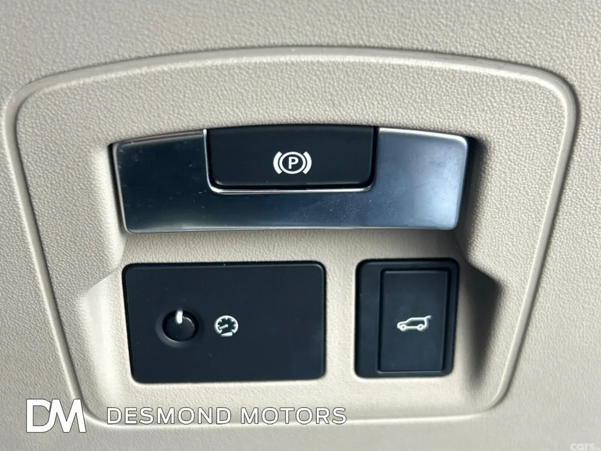 Land Rover Range Rover Velar SUV, Diesel, 2018, Brown
