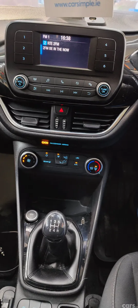 Ford Fiesta Hatchback, Petrol, 2018, Blue