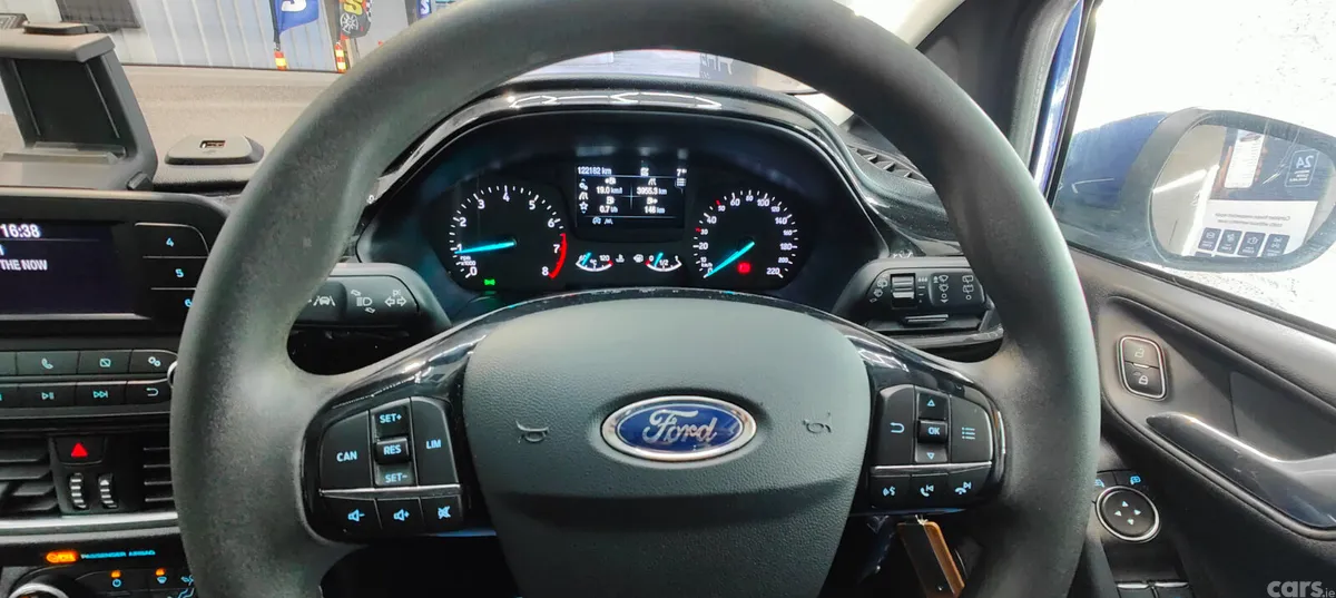 Ford Fiesta Hatchback, Petrol, 2018, Blue