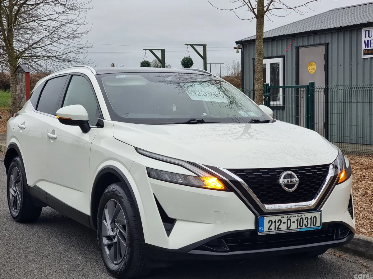 Nissan Qashqai MPV, Petrol Hybrid, 2021, White