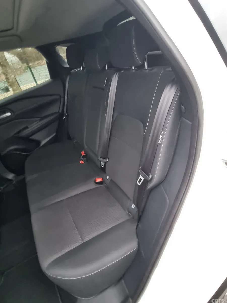 Nissan Qashqai MPV, Petrol Hybrid, 2021, White
