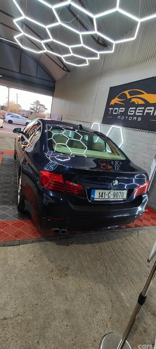 BMW 5-Series Saloon, Diesel, 2014, Blue