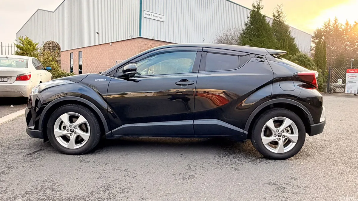 Toyota C-HR SUV, Petrol Hybrid, 2019, Black