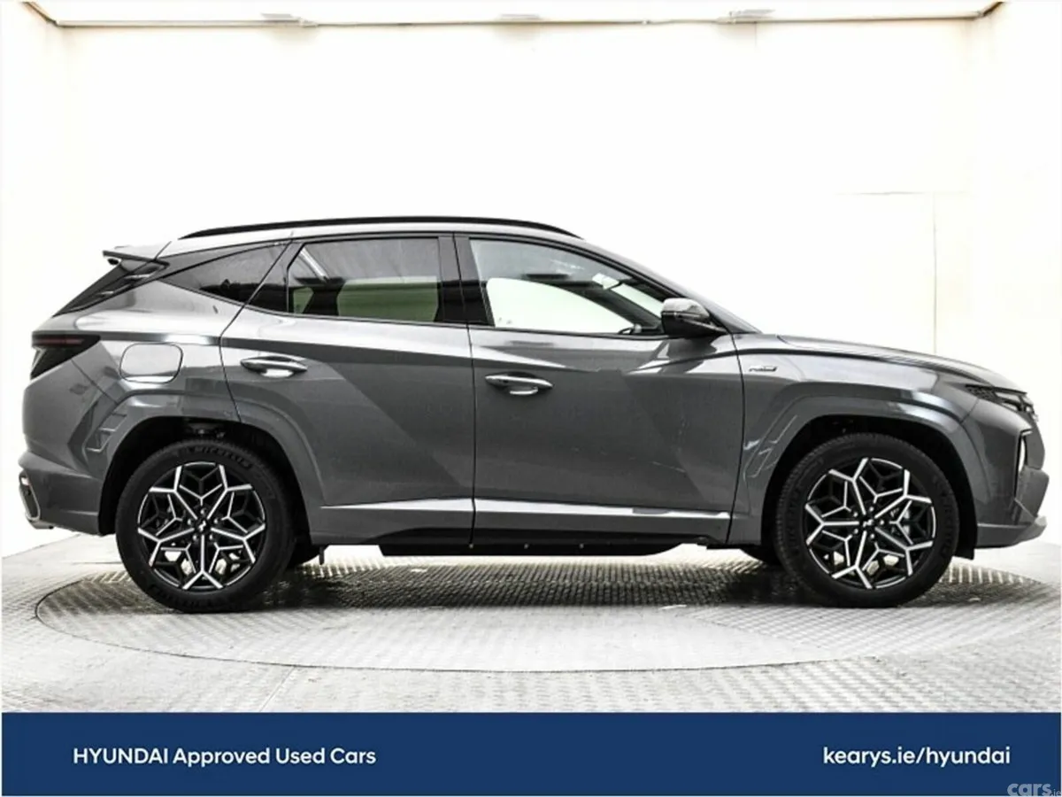 Hyundai Tucson SUV, Petrol Plug-in Hybrid, 2023, Grey