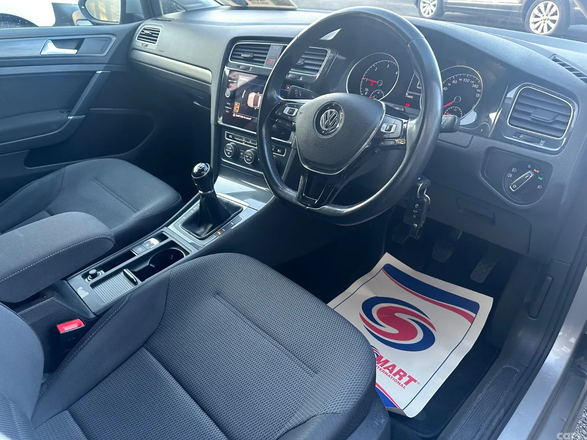 Volkswagen Golf Hatchback, Diesel, 2019, Grey