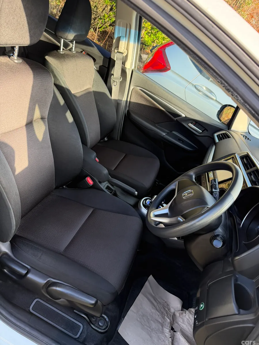 Honda Fit Hatchback, Petrol Hybrid, 2017, White