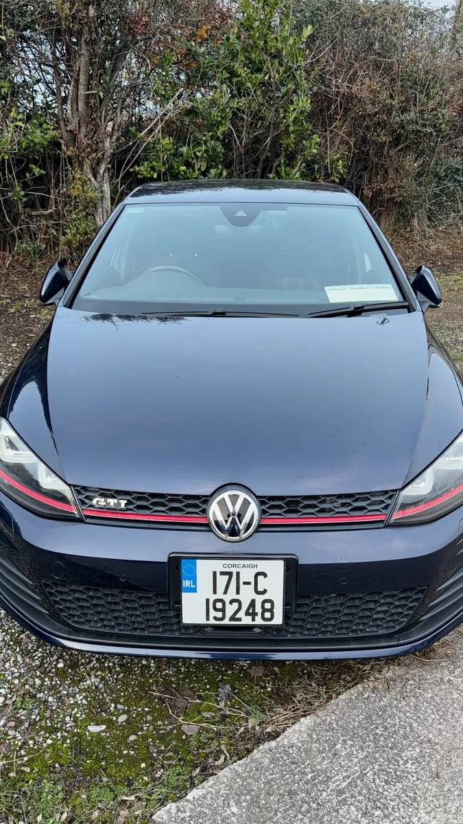 Volkswagen Golf Hatchback, Petrol, 2017, Blue