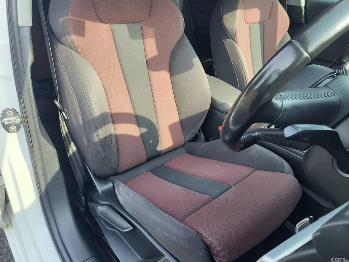 Audi A4 Saloon, Petrol, 2017, White