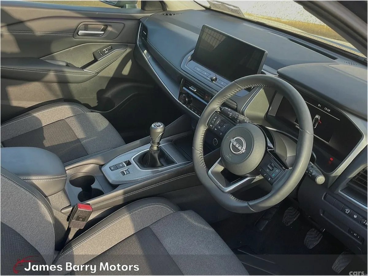 Nissan Qashqai MPV, Petrol Hybrid, 2025, Black