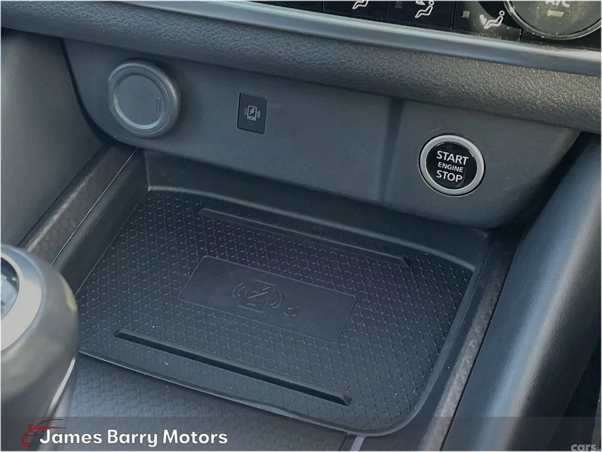 Nissan Qashqai MPV, Petrol Hybrid, 2025, Black