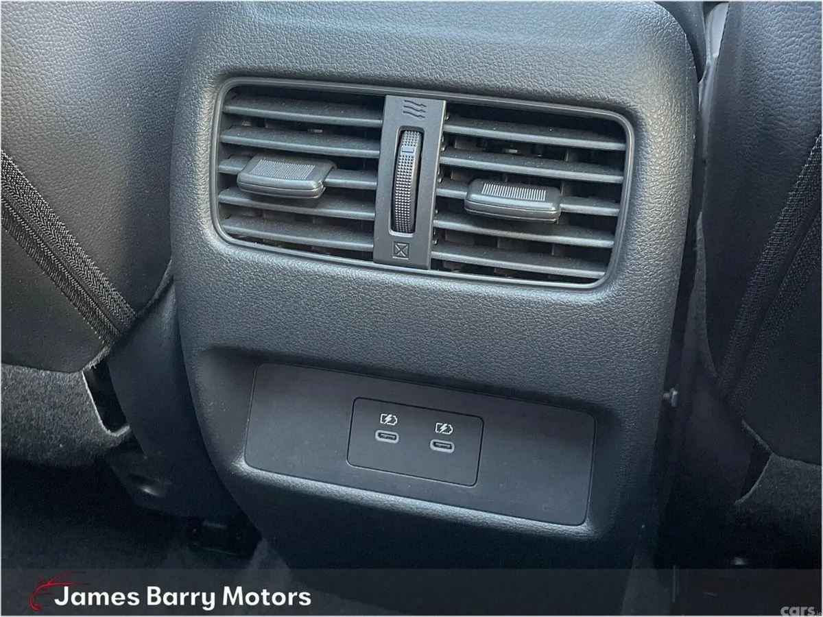 Nissan Qashqai MPV, Petrol Hybrid, 2025, Black