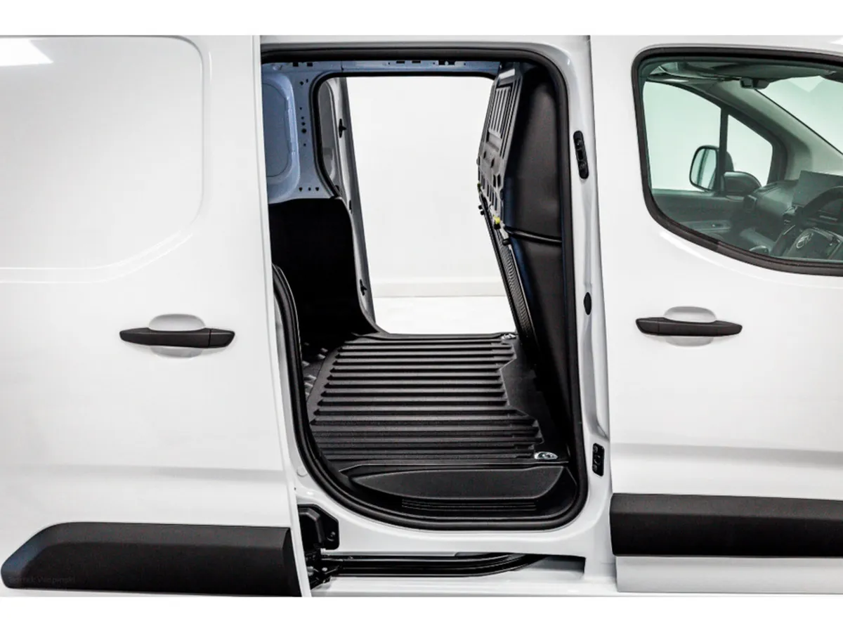 Citroen Berlingo Van, Diesel, 2026, White