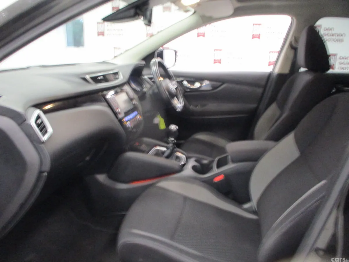 Nissan Qashqai SUV, Diesel, 2018, Black