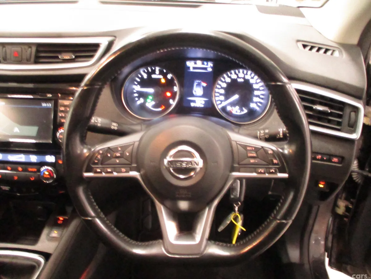 Nissan Qashqai SUV, Diesel, 2018, Black