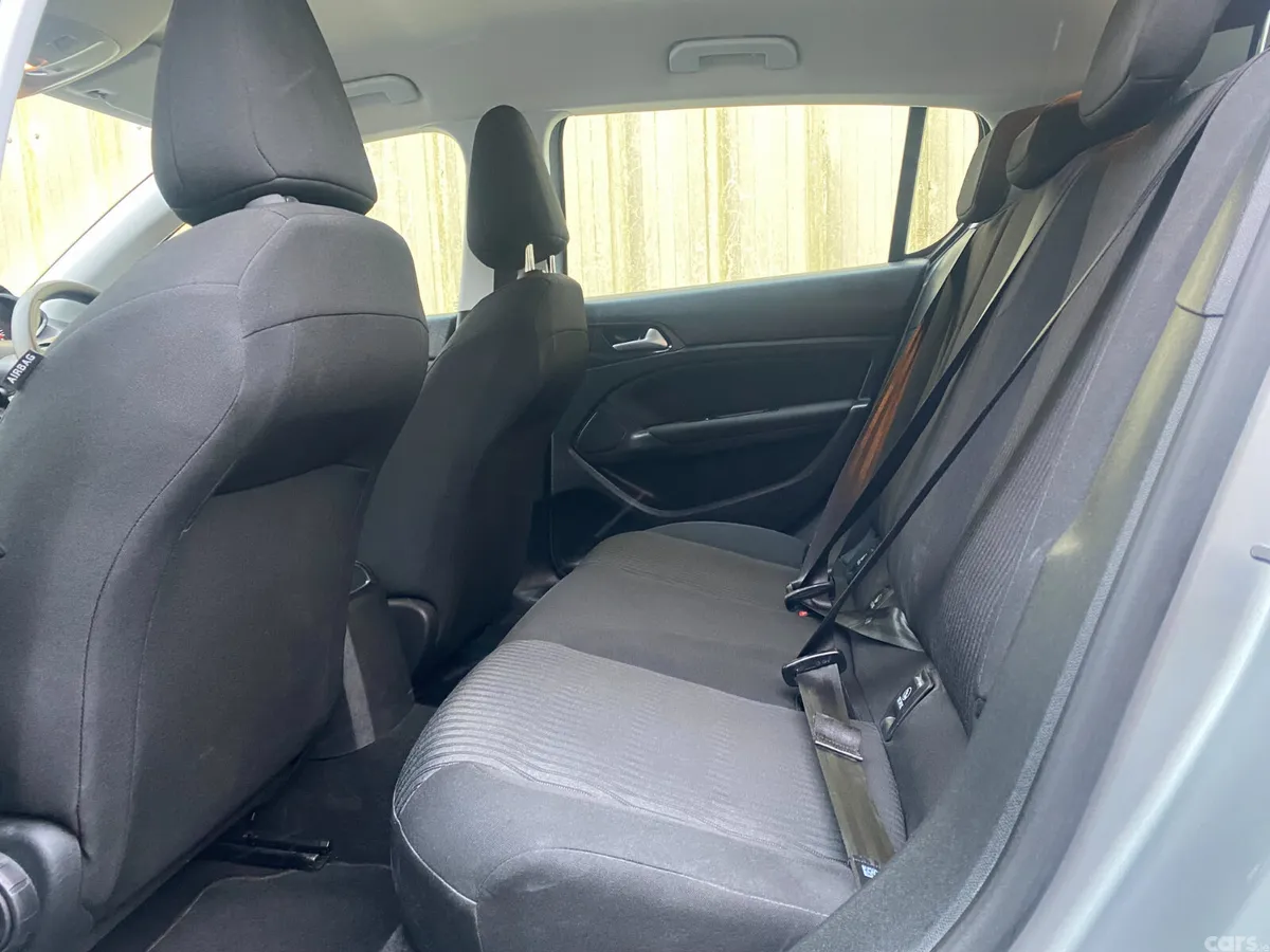 Peugeot 308 Hatchback, Diesel, 2016, Grey