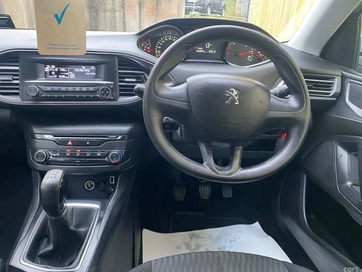 Peugeot 308 Hatchback, Diesel, 2016, Grey