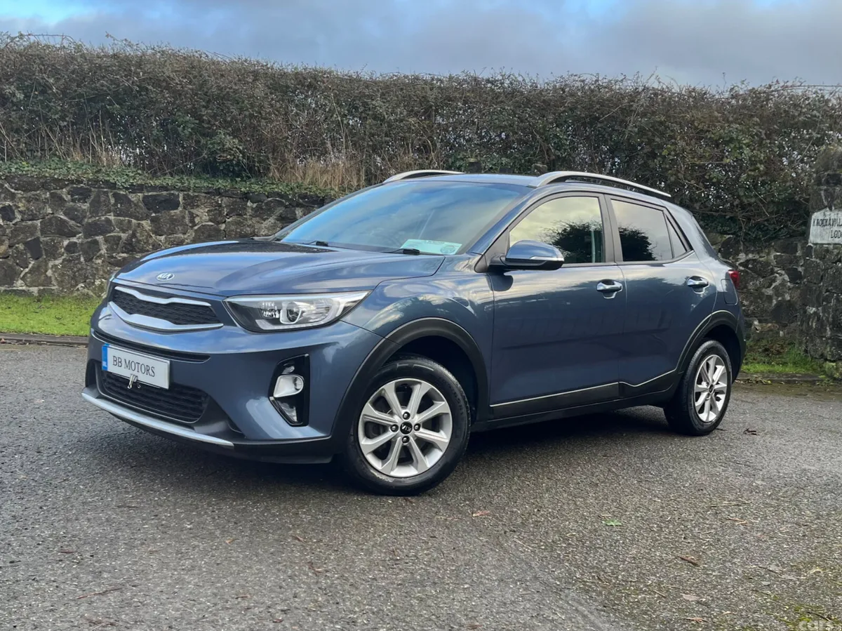 Kia Stonic Estate/Jeep, Petrol, 2020, Blue