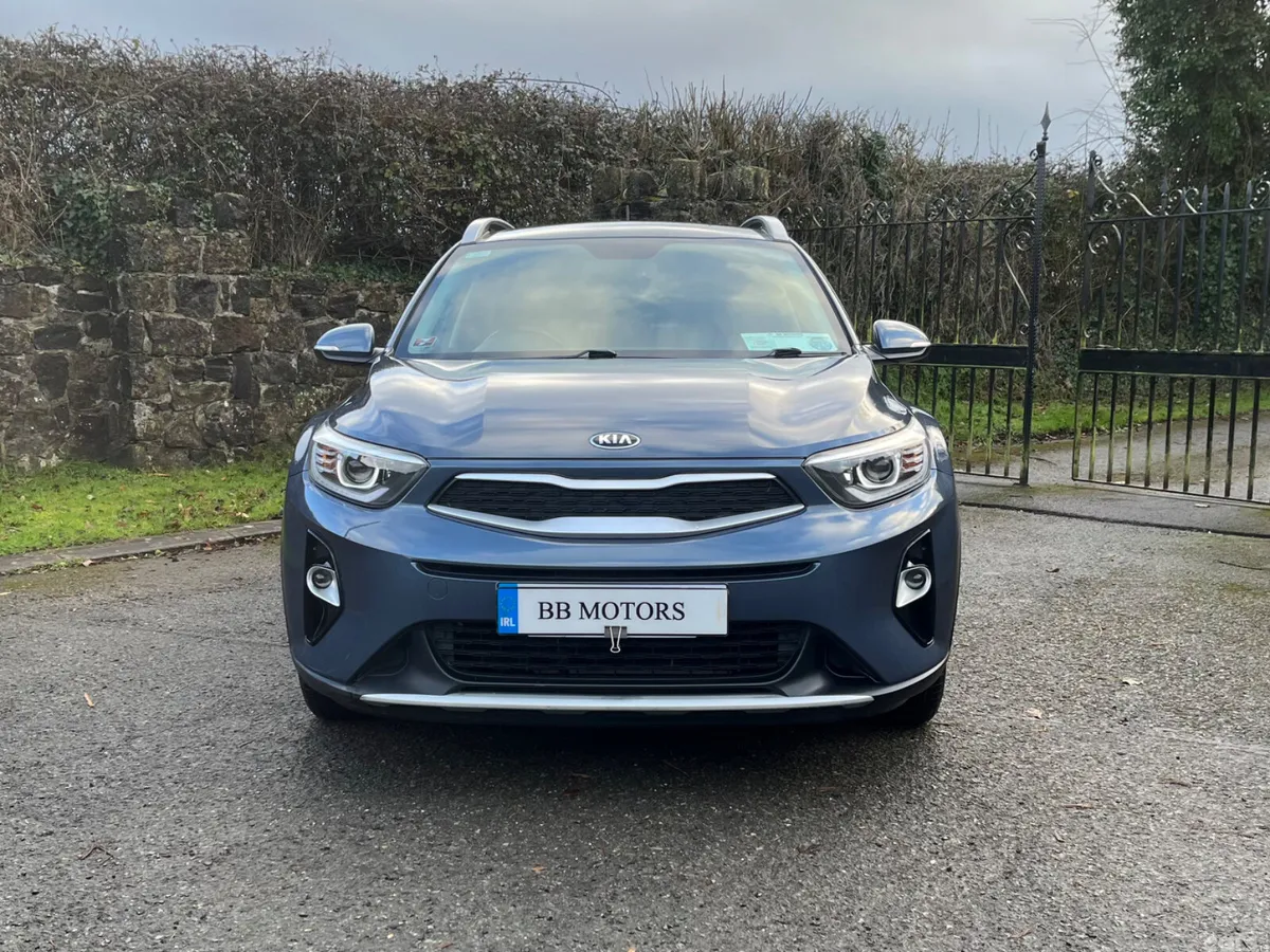 Kia Stonic Estate/Jeep, Petrol, 2020, Blue